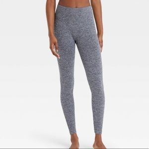 Colsie grey ribbed leggings